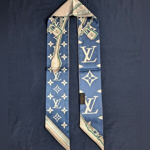 Louis Vuitton Ultimate Monogram Bandeau Silk Scarf